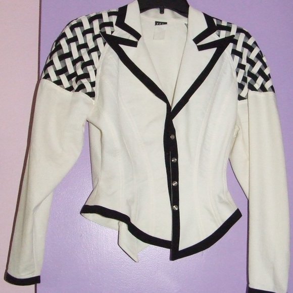 IIF Other - IIF Jacket and Skirt in White & Black Trim; Size 4